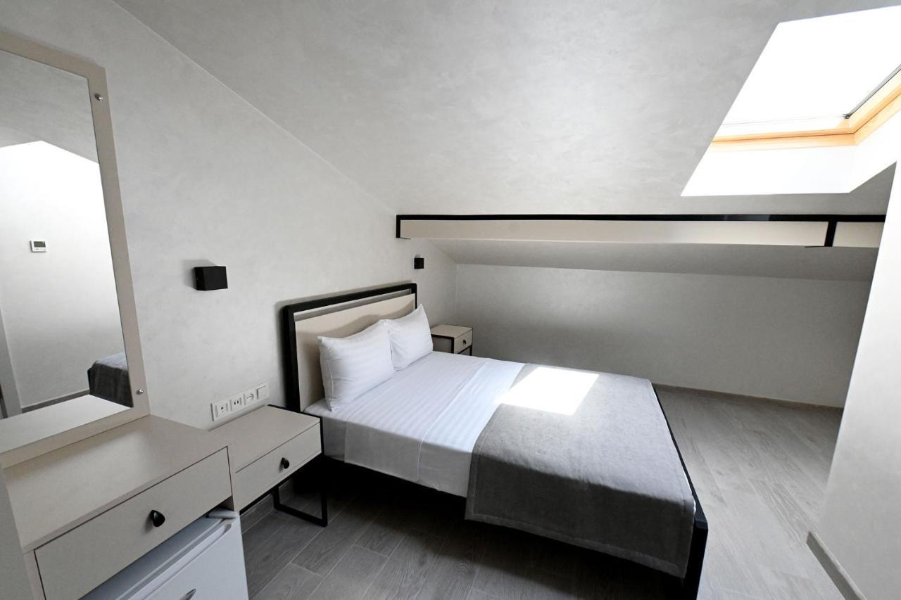 Prime Hotel Гюмри Экстерьер фото
