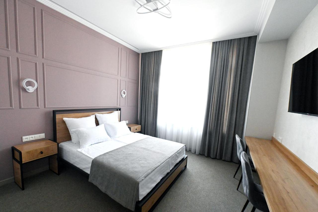 Prime Hotel Гюмри Экстерьер фото