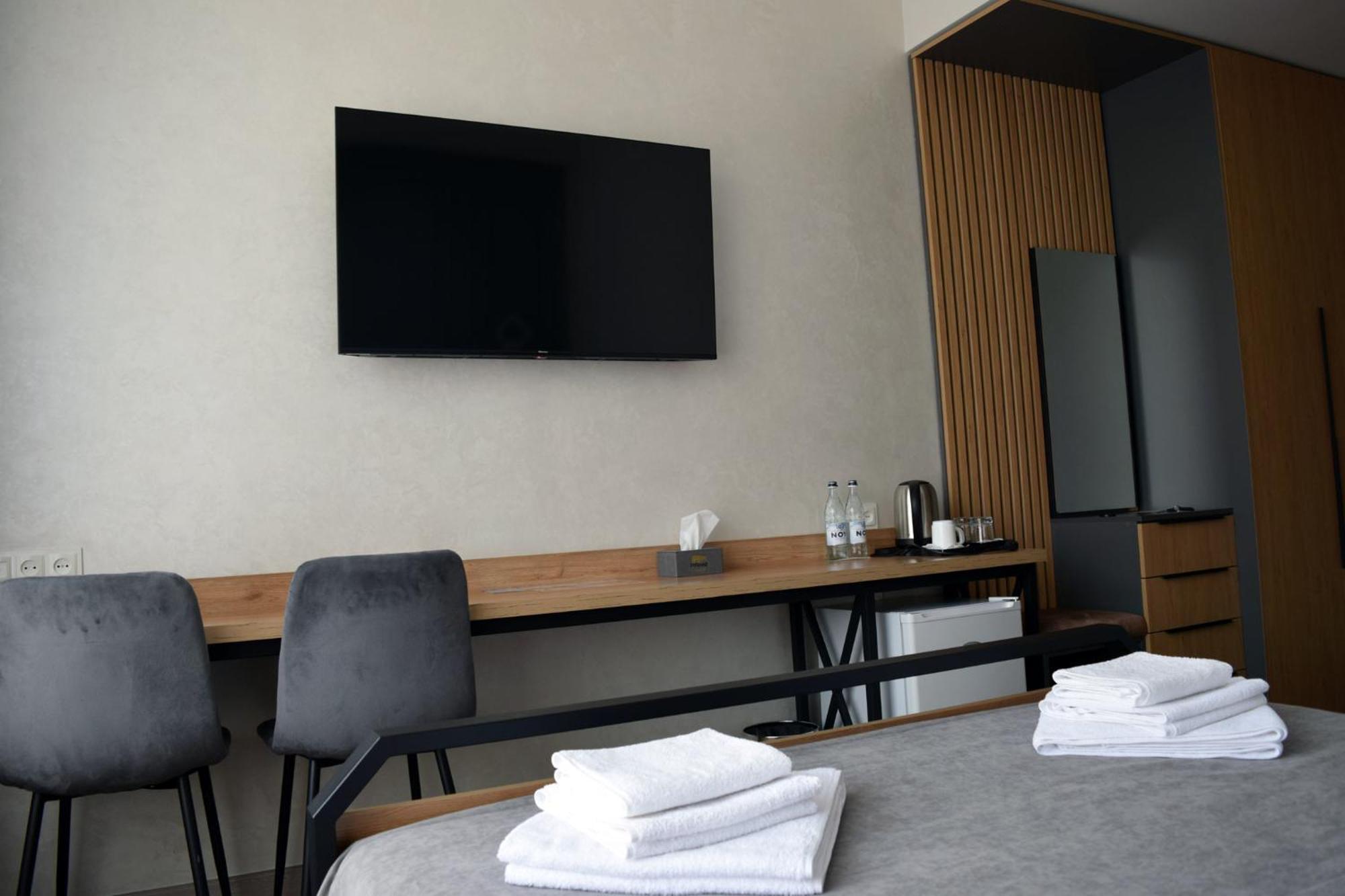 Prime Hotel Гюмри Экстерьер фото